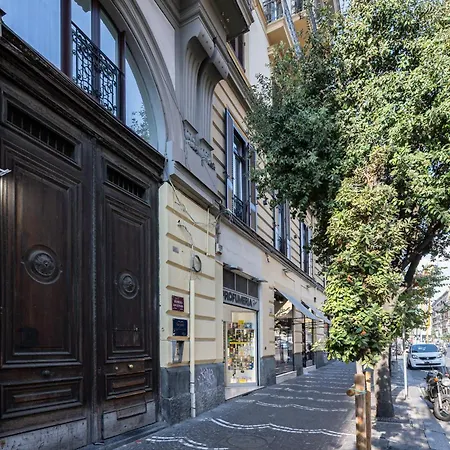 Apartment Na'more Partenope Neapel